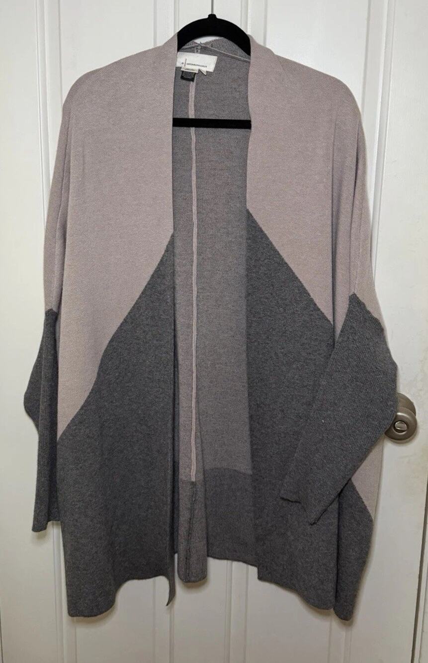 Anthropologie two-tone, open-front color block cardigan one-size